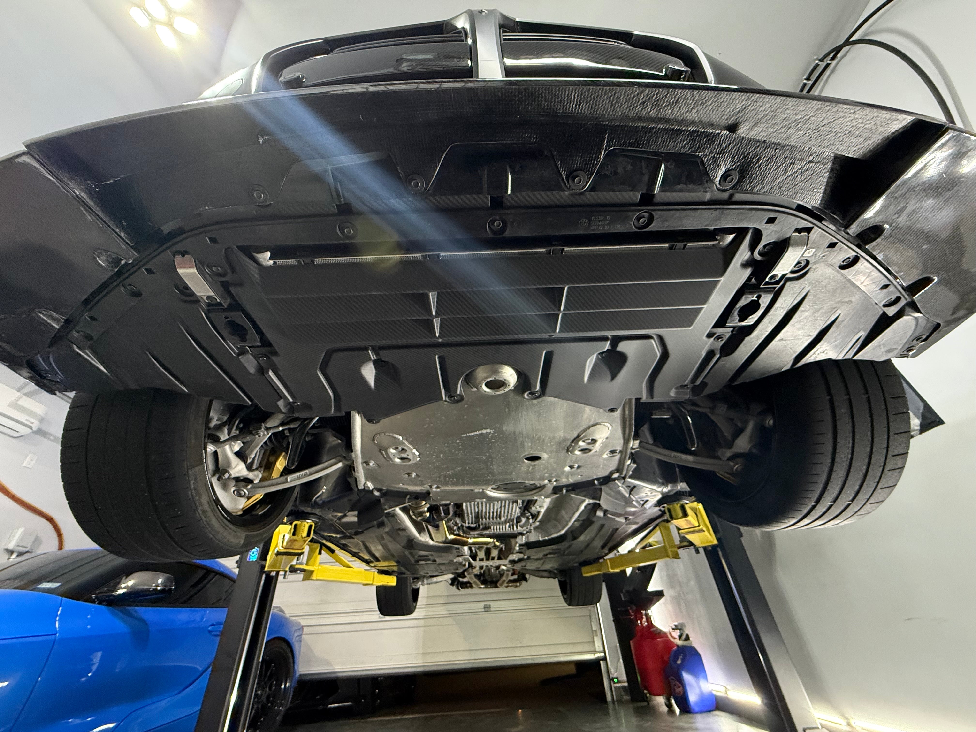 G8x Carbon Fiber Oil Cooler Cover